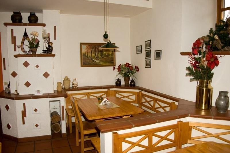 Gasthof Ludl Groß-Enzersdorf エクステリア 写真