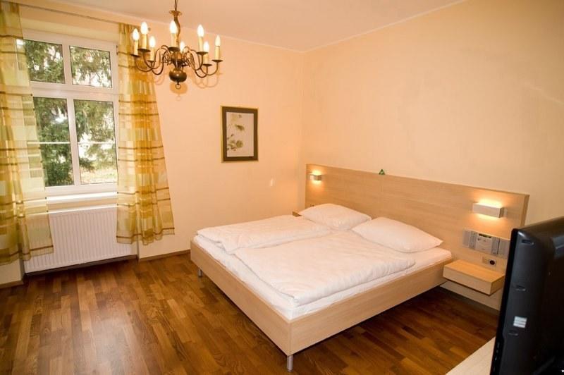 Gasthof Ludl Groß-Enzersdorf 部屋 写真